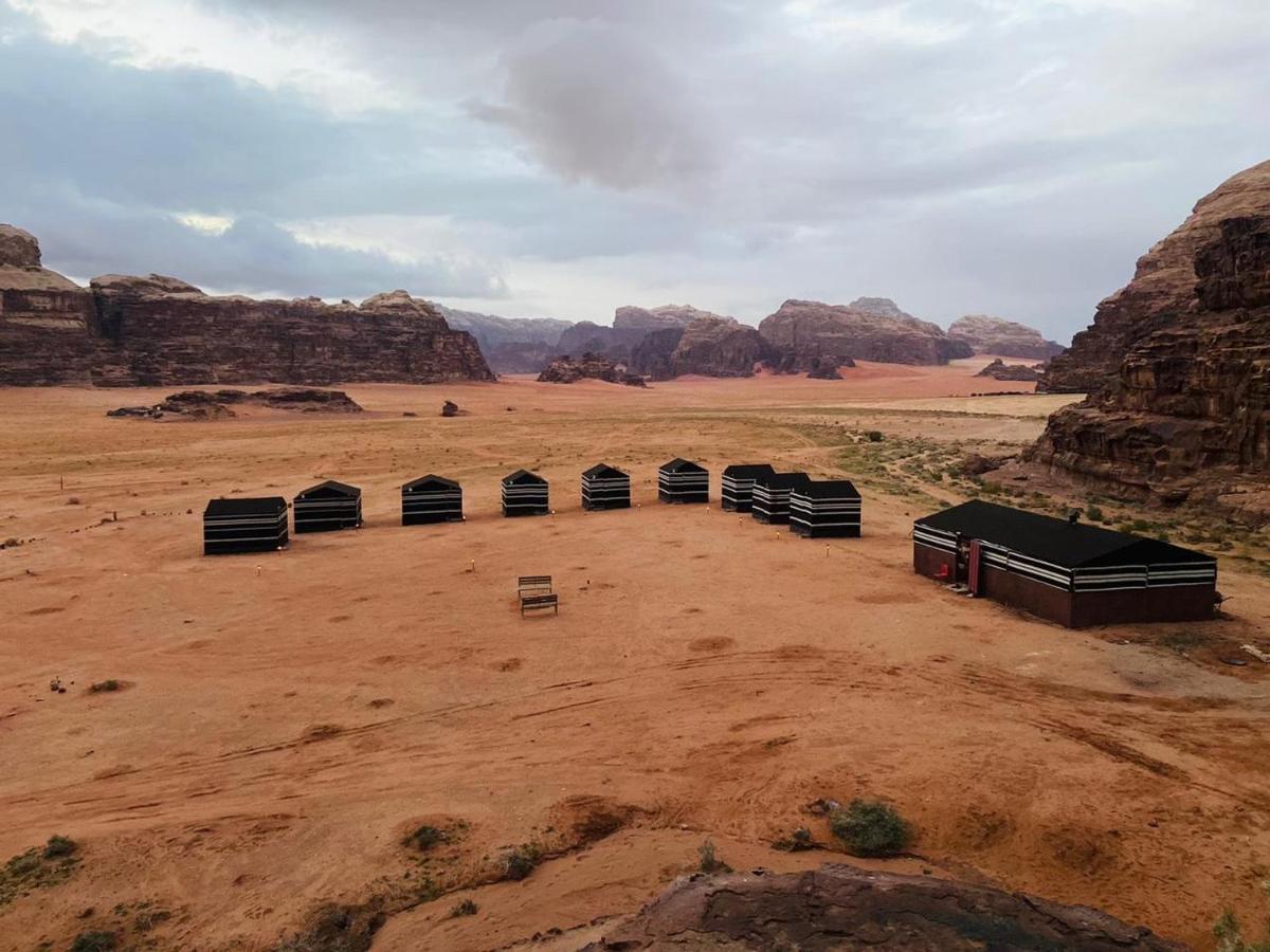 Wadi Rum Bedouin Heart Camp Ngoại thất bức ảnh